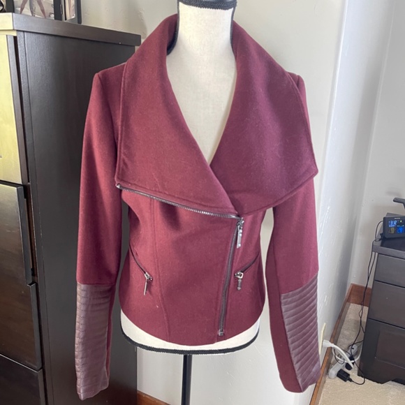 New Burgundy Wool and Fur Bomber Jacket - Picture 10 of 10